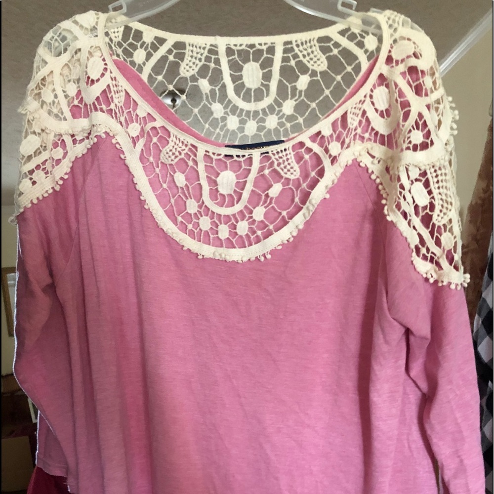 Pink quarter length sleeve top